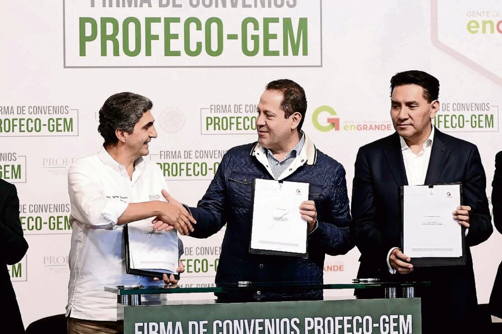 Eruviel Ávila Villegas informó que, junto con Profeco, pondrán en marcha 5 medidas para evitar abusos de casas de empeño o cobros por electricidad (ESPECIAL)