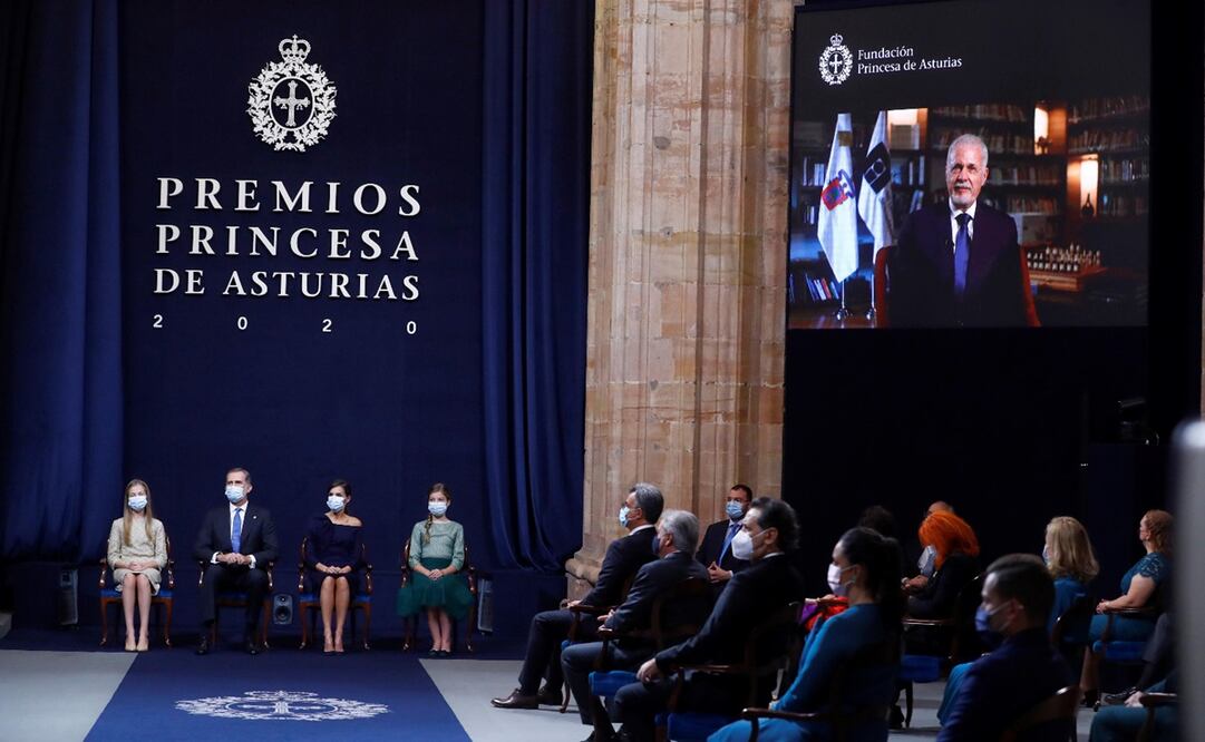 Raúl Padilla, presidente de la FIL Guadalajara, durante su discurso virtual al recibir el premio Princesa de Asturias. Foto: EFE/Ballesteros POOL