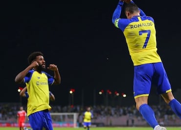 Cristiano Ronaldo en modo imparable; convirtió cuatro goles en la victoria del Al Nassr