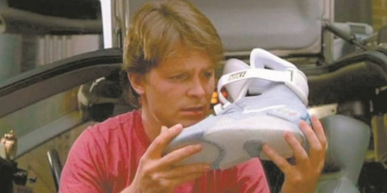 "Volver al futuro" toca el éxito como esfera de adivino 