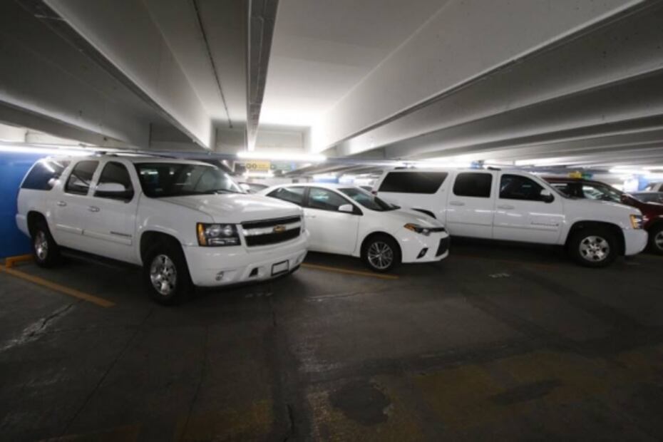 Arranca Senado subasta de automóviles