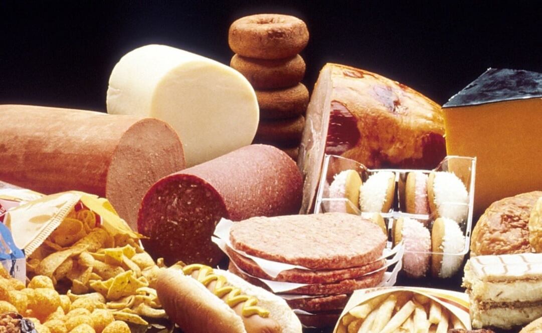 Reducir al menos 10% el consumo de grasas saturadas te ayudará a evitar el colesterol alto / Foto Pixbay