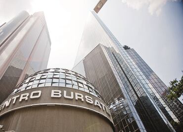 BMV cierra con pérdida de 0.90%