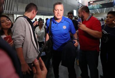 Peláez lamenta eliminación de México y omite hablar de Osorio