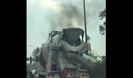 Exhiben en redes a vehículos contaminantes