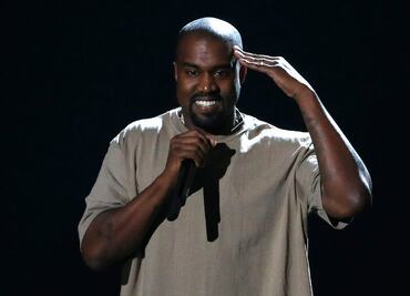 Kanye West es demandado por racismo y acoso laboral