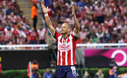 Chicharito Hernández es reventado en redes sociales por polémico festejo contra Atlas