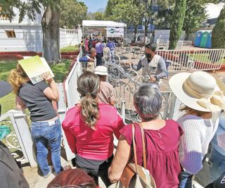 Cientos se quedan sin recibir vacuna en Oaxaca
