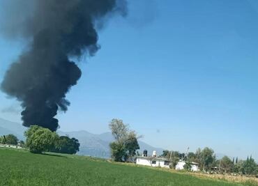 Explota vivienda donde se almacenaba combustible ilegal en el municipio de Tepetitlán, Hidalgo