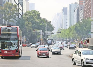 Autos con engomado azul no circulan este viernes, 31 de julio