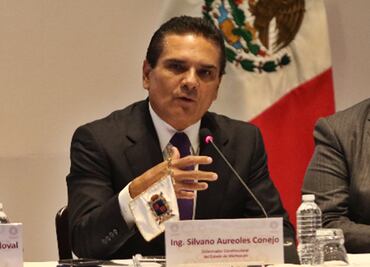 Preparan gobernadores federalistas salida de Conago y plan B