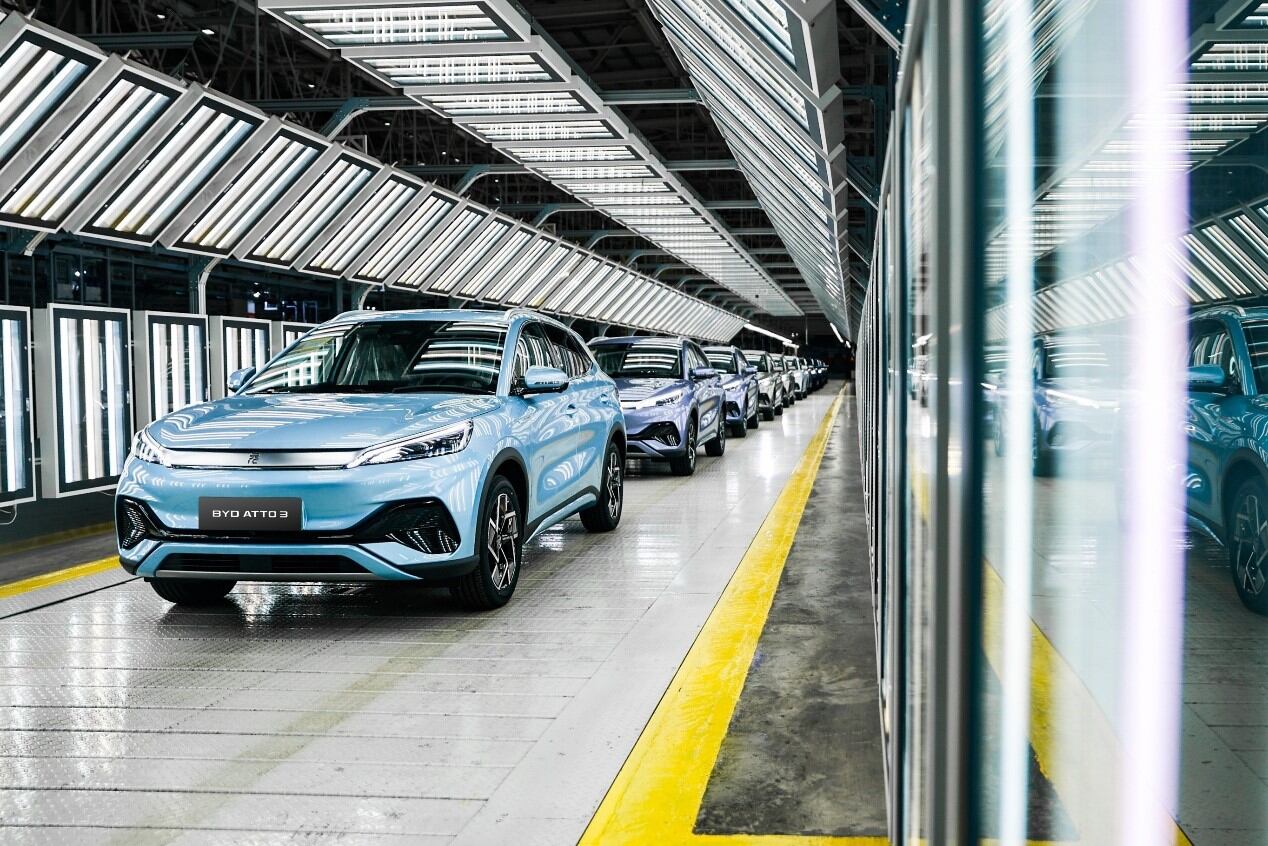 ¿Por qué los autos eléctricos chinos son más baratos? | El Universal