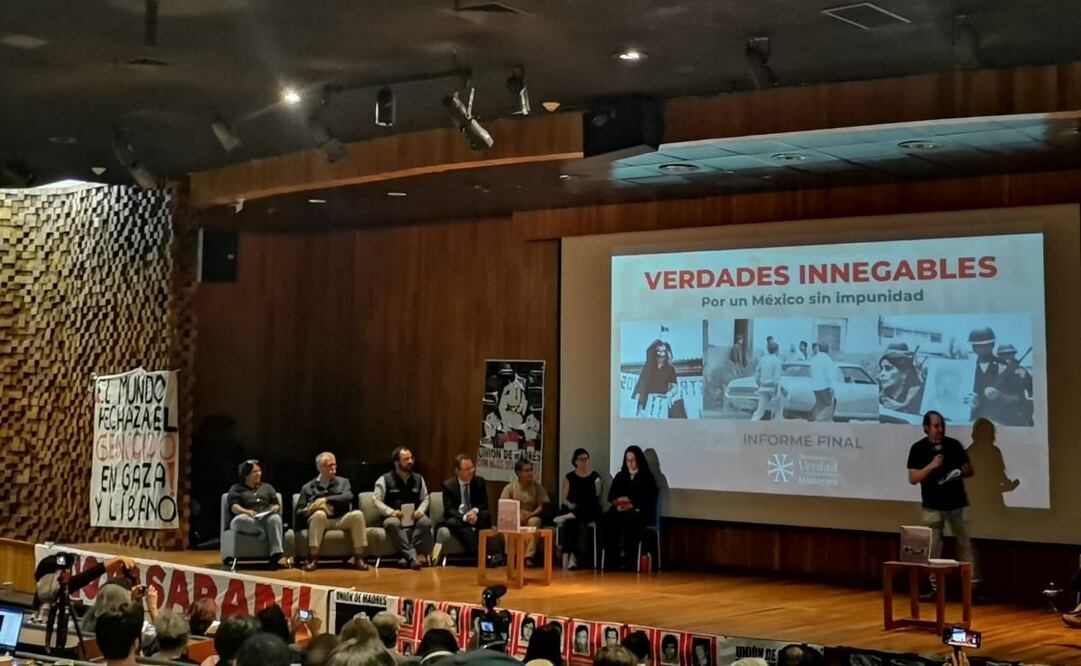 En el Centro Cultural Universitario Tlatelolco, los integrantes de la Comisión para el Acceso a la Verdad, el Esclarecimiento Histórico y el Impulso a la Justicia en México destacaron el trabajo de análisis que comenzó en 2022. Foto: Eduardo Dina/EL UNIVERSAL