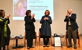Louis Noelle recibe medalla Bellas Artes por enseñar que el patrimonio “no es estático”