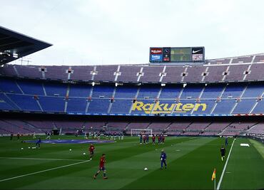Candidato a presidencia del Barcelona propone tirar el Camp Nou