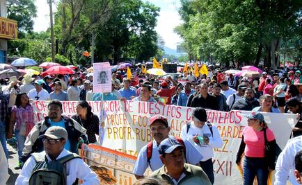 Maestros mantienen bloqueos en el Istmo de Tehuantepec