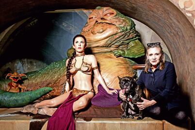 Carrie Fisher ya brilla en una galaxia lejana