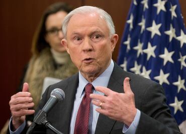Nunca le di a Trump razón para pensar que Obama lo espiaba: Sessions