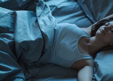 Seis mitos sobre cómo dormir mejor que en realidad pueden dañar tu salud