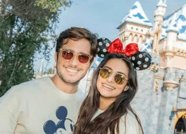 Diego Boneta y Renata Notni viven mágico y amoroso viaje a Disneyland