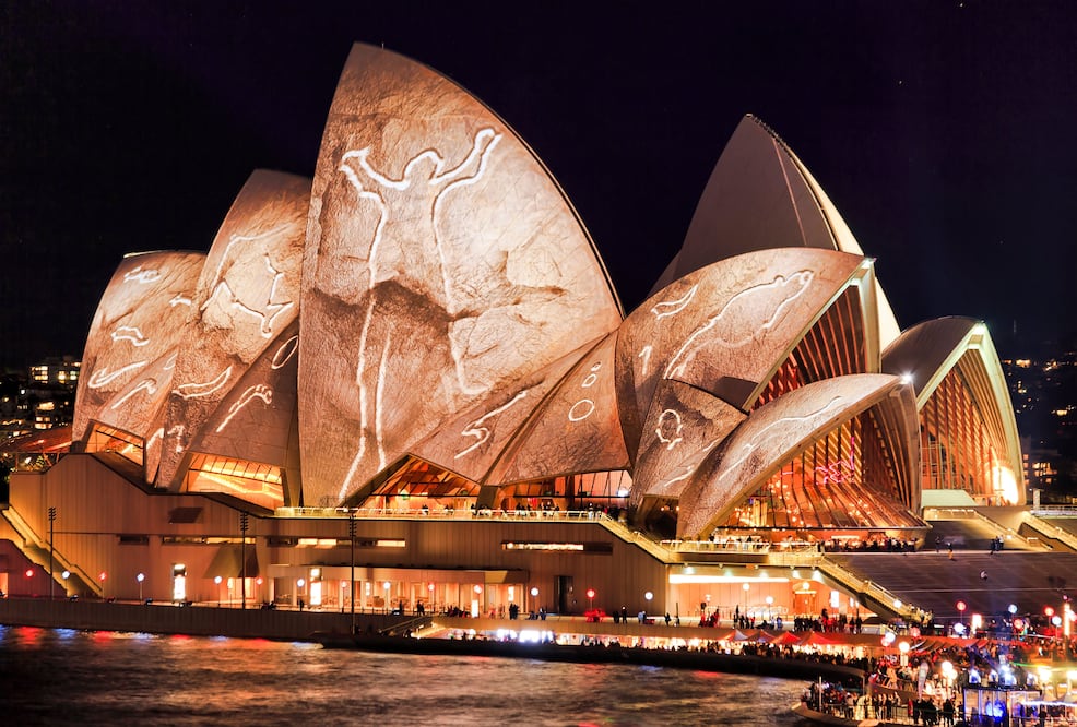 La arquitectura de la Ópera de Sidney surgió gracias a un concurso en 1957, que ganó Jørn Utzon. (iStock)