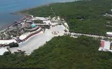 Sheinbaum prepara decreto especial para proteger Mahahual; apuesta por desarrollar ecoturismo