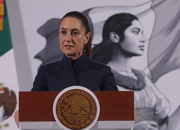 Bajo el reflector, la movilización guinda para los 100 días