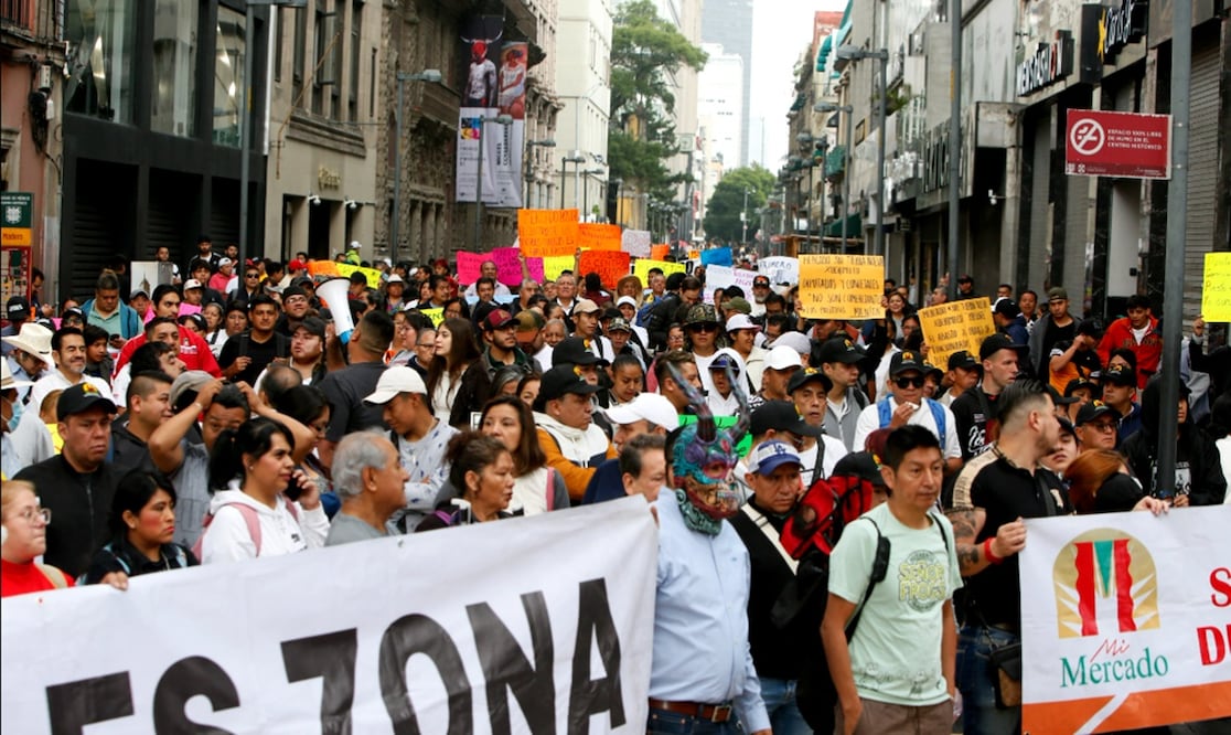 Locatarios de distintos mercados públicos bloquearán puntos en las 16 alcaldías de la capital. Foto: Darío Luna/EL UNIVERSAL