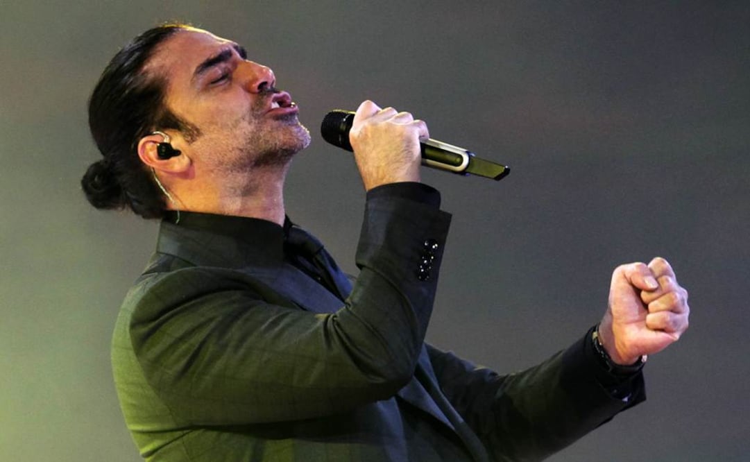 Alejandro Fernández enamora al Auditorio Nacional