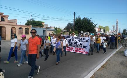 Protestan docentes en BCS contra la reforma educativa