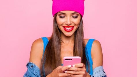 Quiénes son los "nanoinfluencers" y cómo puedes convertirte en uno