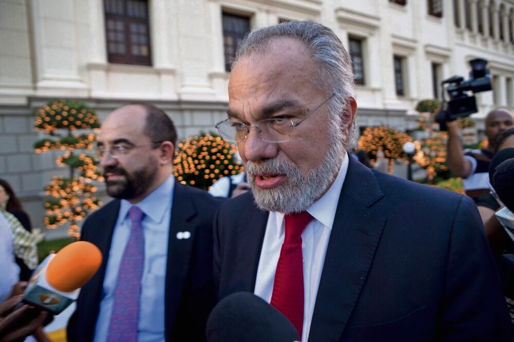 La crítica a las reformas impulsadas por el Presidente es un ejercicio de la libertad académica, dice el doctor en Derecho Jesús Orozco Henríquez. Foto: Archivo Orlando Barria EFE