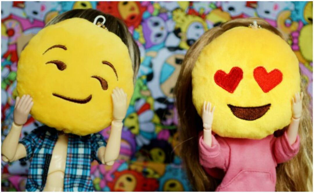 Los emojis incluso crean innovadoras maneras de expresión como los “poemojis”, una nueva forma poética en la que se combinan con palabras