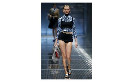 Prada vuelve a los sesenta