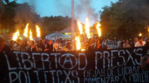 Cancún: protestan a un año de la desaparición de normalistas