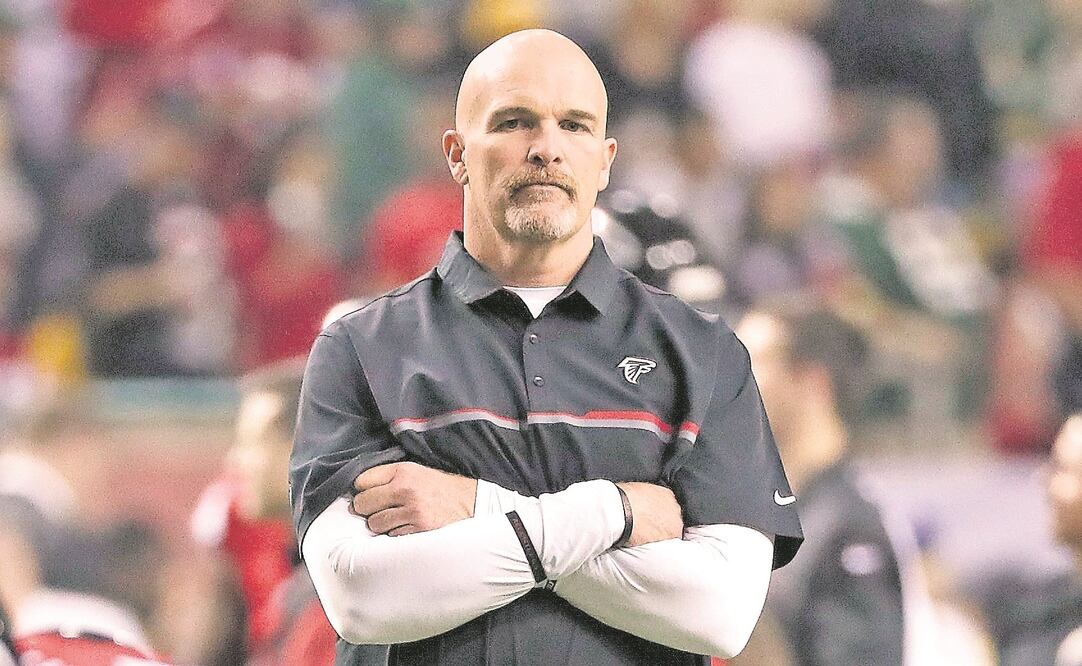 El head coach Dan Quinn padeció un poco a lo largo de la campaña, aunque el equipo salió adelante gracias a su ofensiva. (MARK HUMPHREY. AP)