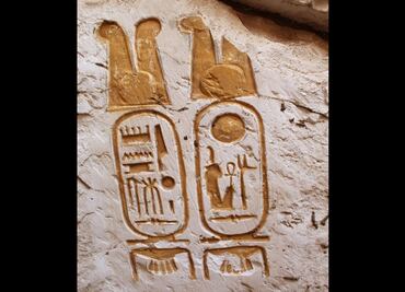 Revelan secretos del salón real del faraón Ramsés II en Egipto