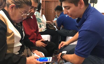 Programa #Reconectados reduce brecha digital para adultos mayores