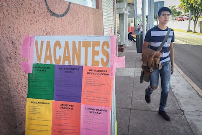 Se perdieron más de 626 mil empleos en México durante agosto; manufactura, el sector que más plazas creó