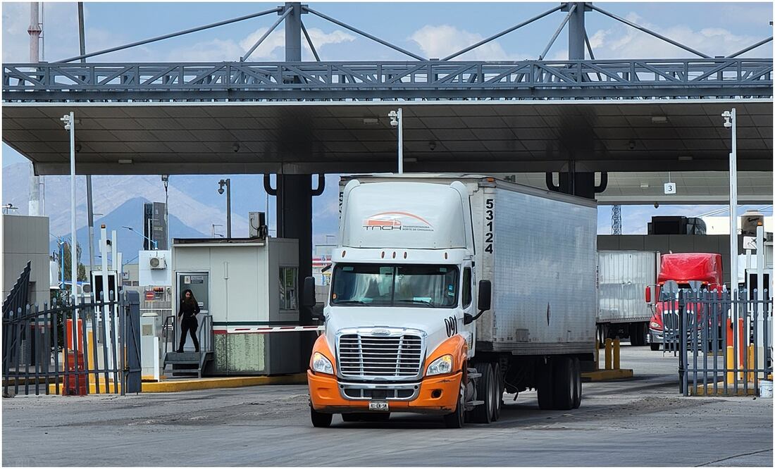 Declaran culpable a oficial de aduanas de EU que ganó miles de dólares por  dejar pasar vehículos llenos de drogas | El Universal