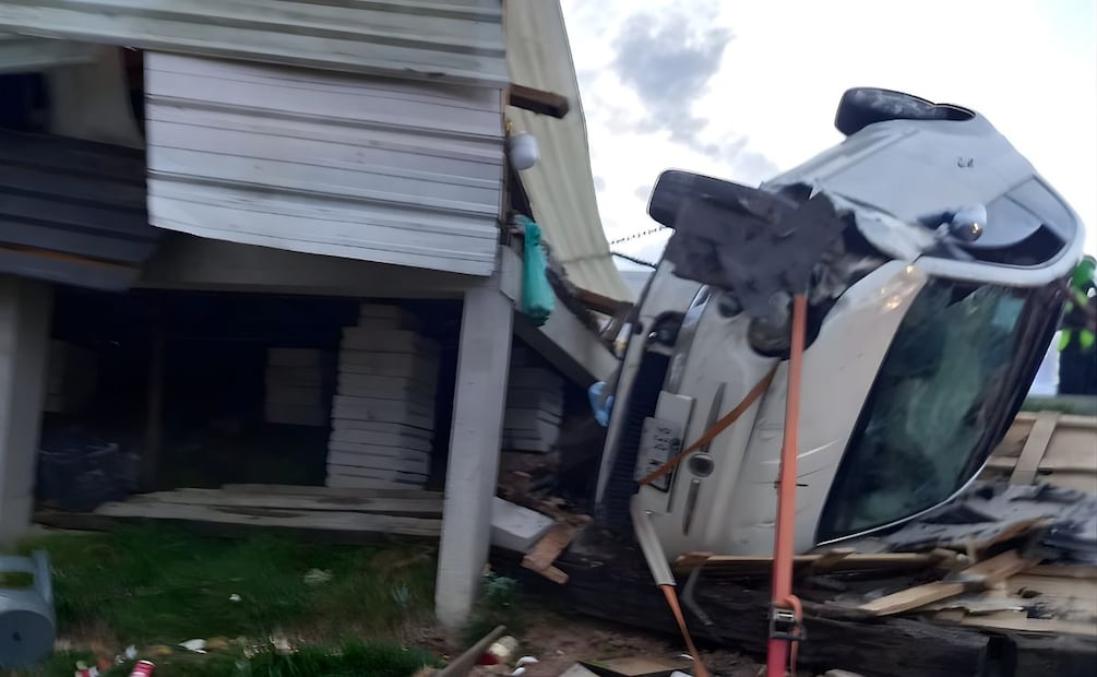 Las ocupantes del vehículo murieron al instante del choque. | Foto: Especial.