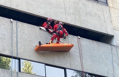 Caída de una viga, atención a heridos: Los escenarios que atendieron rescatistas de la CDMX en Simulacro 2023: FOTOS