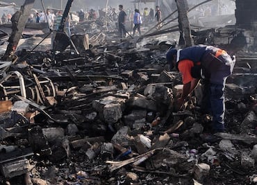 Inicia remoción de escombros en sitio de explosión en Tultepec