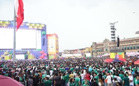 Fan Fest del Zócalo registra lleno total previo al partido México-Ecuador; autoridades piden a aficionados trasladarse a otros escenarios