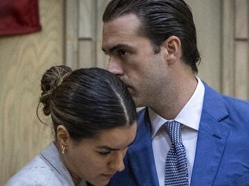 Con abrazos despiden a Pablo Lyle tras ser declarado culpable por homicidio involuntario