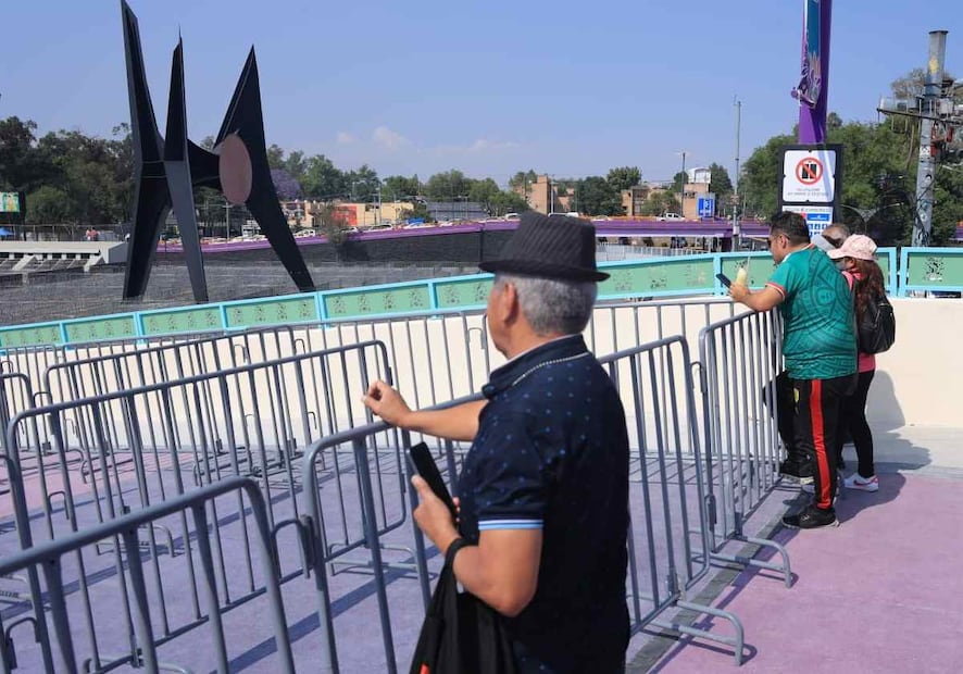 Desde este jueves se observa a ciudadanos caminar tranquilamente y disfrutar de las nuevas instalaciones. Foto: Fernanda Rojas / EL UNIVERSAL