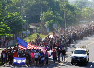 Legislador salvadoreño se disculpa con México por caravanas migrantes