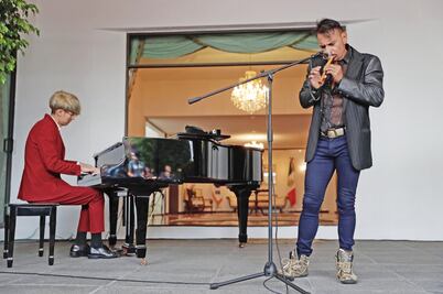 México y Corea se encuentran en la música