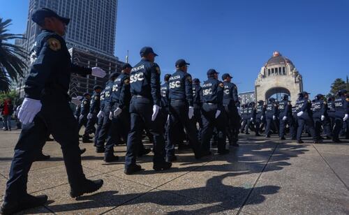 Mundial 2026 CDMX: Más de 10 mil policías reciben cursos de inglés para atender a turistas; serán ubicados en lugares estratégicos