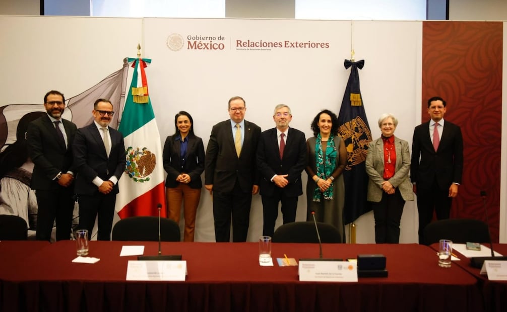 La Universidad y la Secretaría acordaron colaboración para el apoyo de migrantes mexicanos. Foto: X (@SRE_mx).